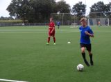 Eerste training S.K.N.W.K. JO17-1 van het seizoen 2022-2023 (7/37)